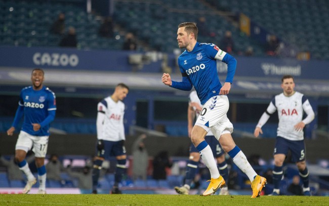 对彼此的了 对彼此的了